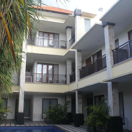 Suji Apartment Bali Exterior foto